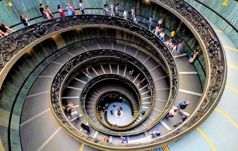 🏛️ Museos Vaticanos + Capilla Sixtina SIN FILAS – Tour Guiado con Entradas y Auriculares