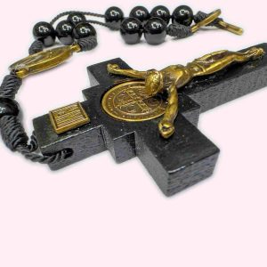 Crucifijo de San Benito Original en Madera Oscura – Protección Católica Poderosa